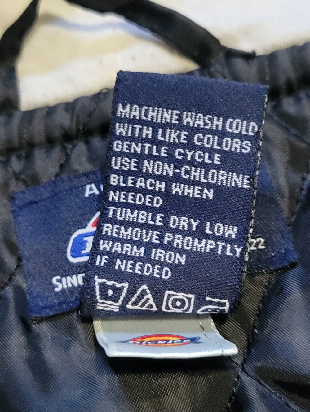 Dickies Flannel Jacket - Picture 8 of 8